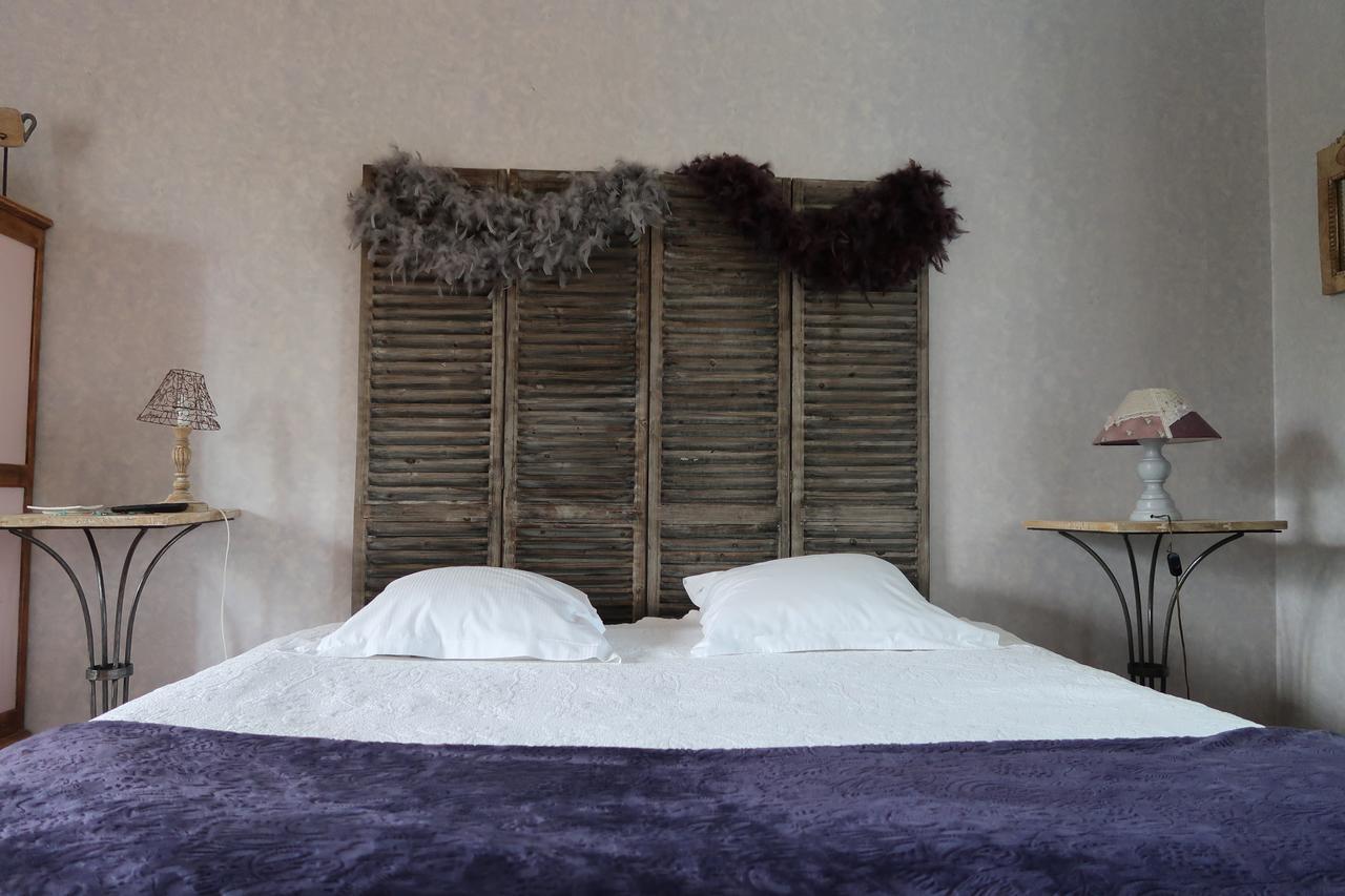 Bed and Breakfast Le Relais Du Grand Logis Civrieux Exteriér fotografie